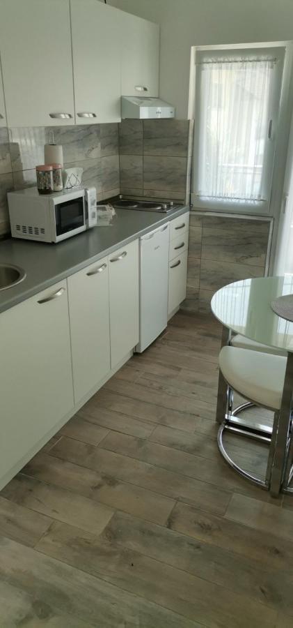 Naid Apartmani Kulen Vakuf Exterior foto